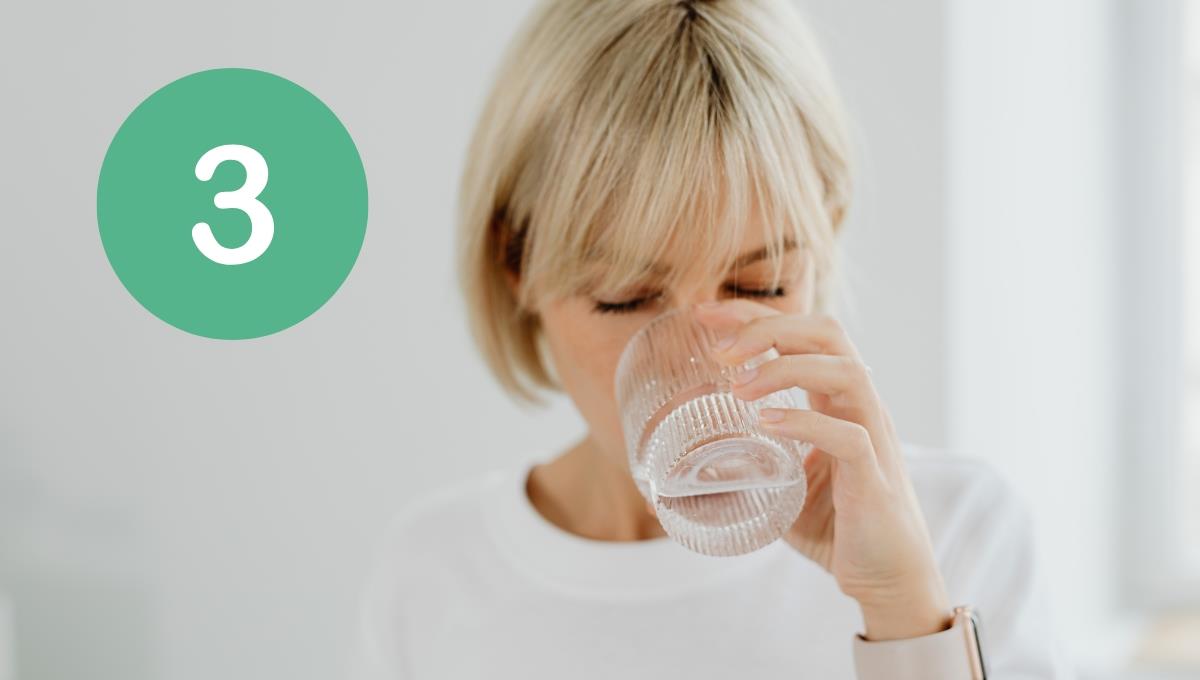 Los 3 líquidos que debés tomar entre 7 y 8 vasos por día para mejorar tu salud